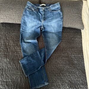 Levi's Perfect Waist 525 Straight Leg Blue Jeans Dark Wash EUC